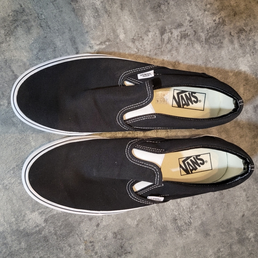 VANS Unisex Off The Wall Slip On Shoes Black Canvas Men’s 9.5 Women’s 11